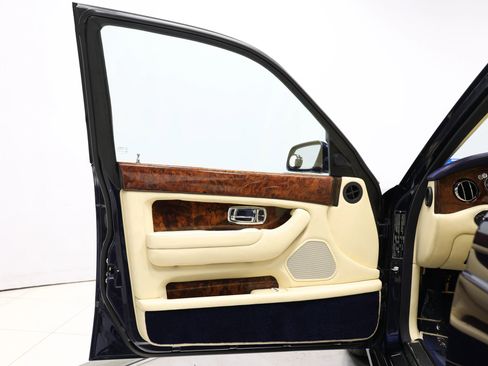 Used 2000 Bentley Arnage Red Label image 9