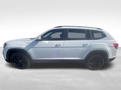 Used 2023 Volkswagen Atlas SE w/ Black Wheel Package AWD/4WD image 4