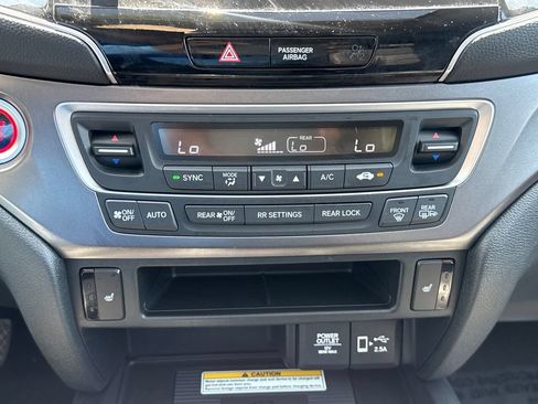 Used 2022 Honda Pilot Special Edition image 24