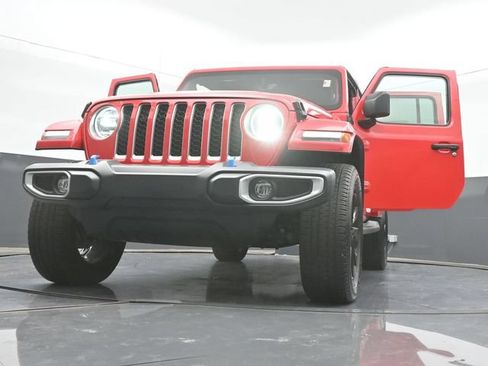 Used 2023 Jeep Wrangler Unlimited Sahara w/ Cold Weather Group AWD/4WD image 52