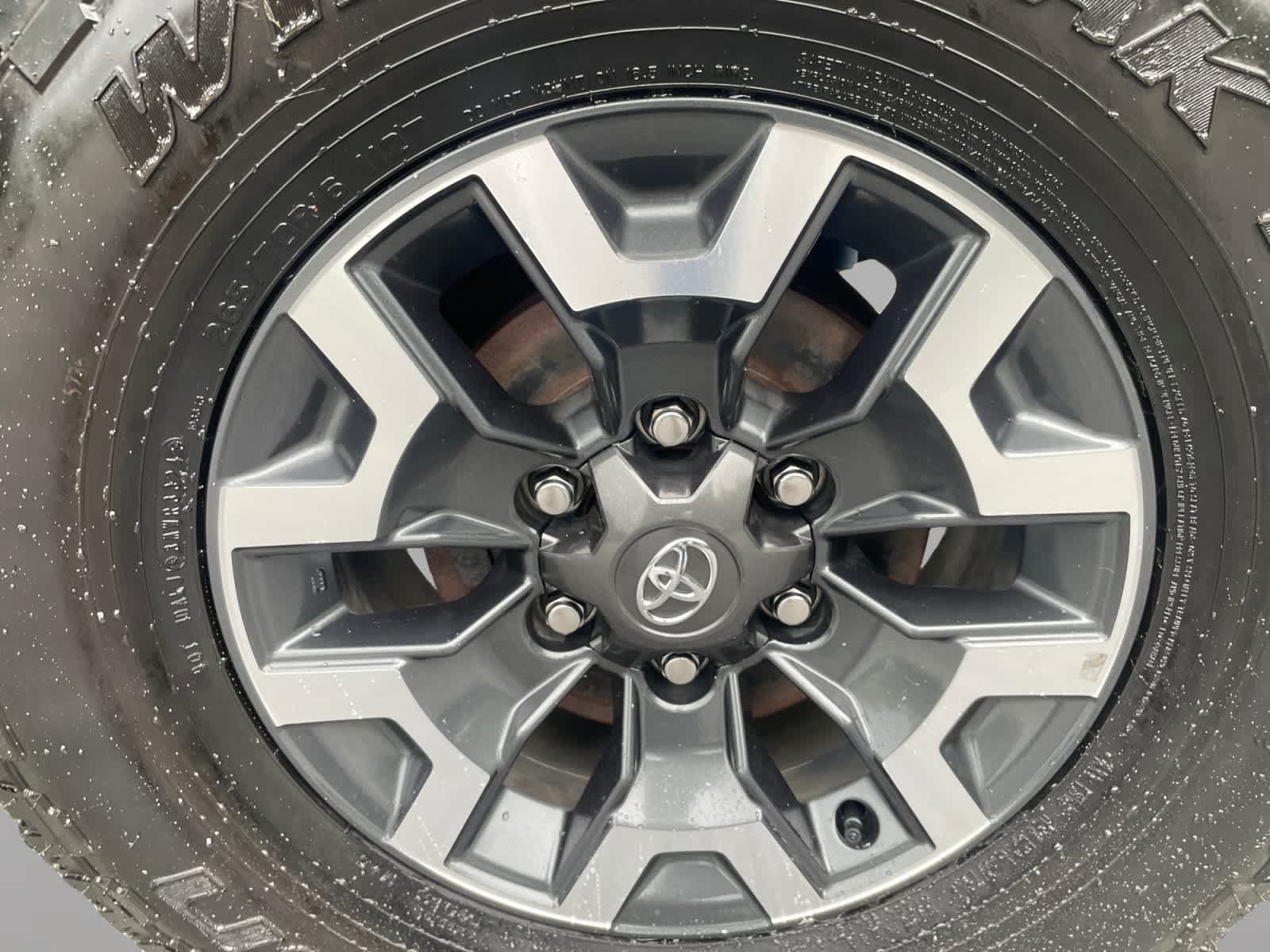 Used 2023 Toyota Tacoma TRD Off-Road AWD/4WD image 19