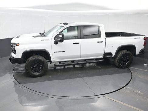 Used 2024 Chevrolet Silverado 2500 ZR2 w/ ZR2 Bison Edition AWD/4WD image 27