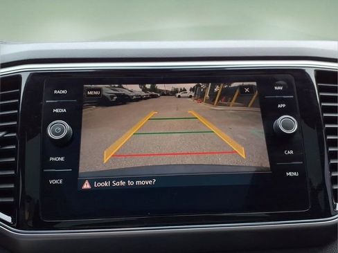 Used 2018 Volkswagen Atlas SEL AWD/4WD image 21