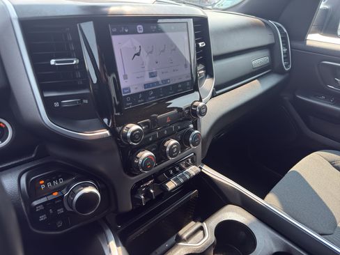 Used 2022 RAM 1500 Big Horn AWD/4WD image 21