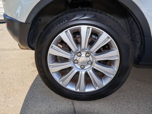 Used 2016 Land Rover Range Rover Evoque HSE AWD/4WD image 9
