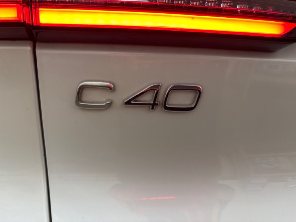 Certified 2023 Volvo C40 P8 Recharge Ultimate AWD/4WD image 35