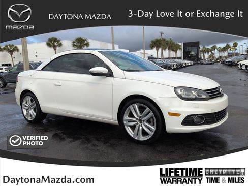 Used 2013 Volkswagen Eos Executive image 1