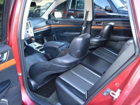 Used 2013 Subaru Outback 2.5i Limited image 49