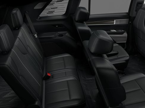 New 2026 Cadillac Vistiq Luxury w/ LPO, Floor Liner Package AWD/4WD image 35