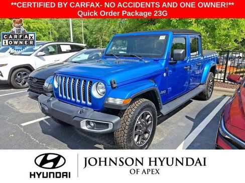 Used 2021 Jeep Gladiator Overland w/ Cold Weather Group AWD/4WD image 2