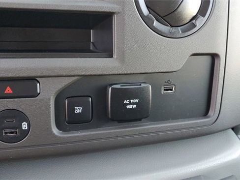 New 2026 Ford E-350 and Econoline 350 Super Duty w/ Power Equipment Group image 31