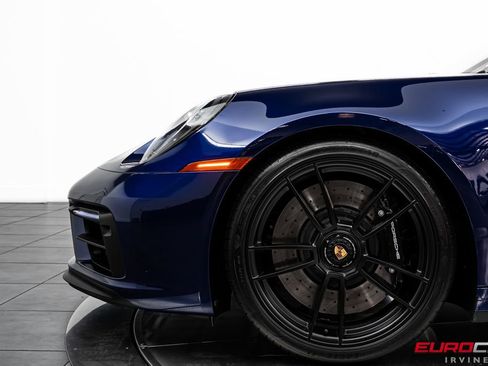 Used 2024 Porsche 911 Carrera GTS RWD image 15