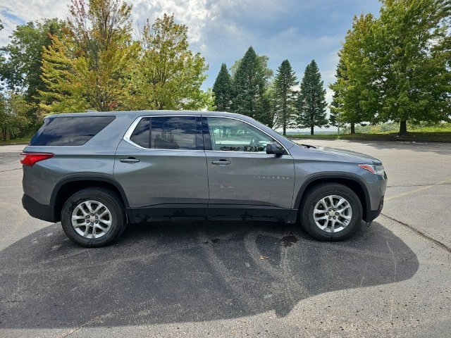 Used 2021 Chevrolet Traverse LS AWD/4WD image 6