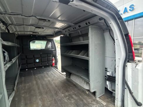 Certified 2019 Chevrolet Express 2500 w/ Driver Convenience Package RWD image 15