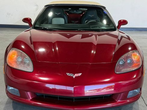 Used 2007 Chevrolet Corvette Convertible w/ Preferred Equipment Group RWD image 3