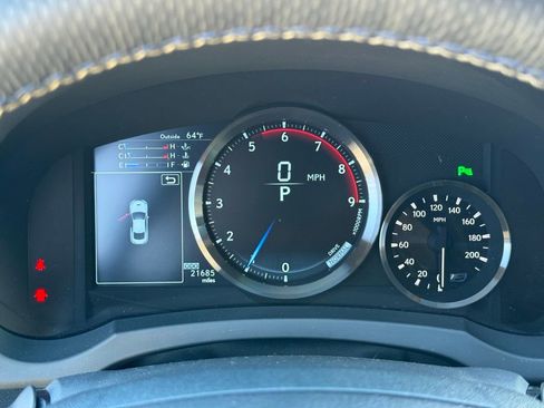 Used 2015 Lexus RC F image 13