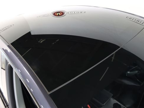 Used 2022 Tesla Model Y Long Range AWD/4WD image 11
