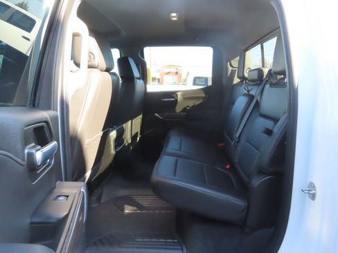Used 2020 Chevrolet Silverado 1500 LT Trail Boss AWD/4WD image 21