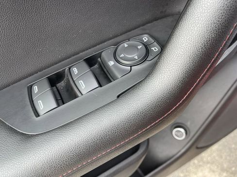 Used 2022 Chevrolet Blazer RS FWD image 13