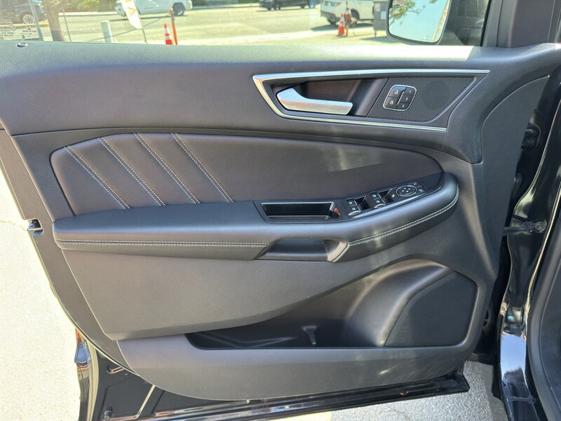 Used 2015 Ford Edge Sport FWD image 20