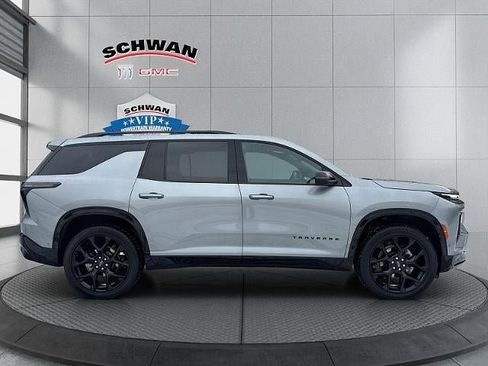 Used 2024 Chevrolet Traverse RS w/ LPO, Floor Liner Package AWD/4WD image 3