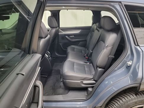 Certified 2025 MAZDA CX-70 3.3 Turbo w/ Preferred Package image 12