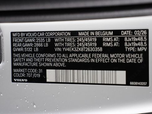 New 2026 Volvo EX30 Plus AWD/4WD image 16