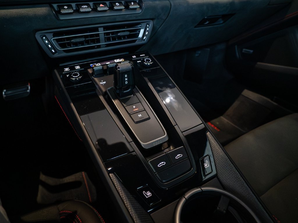 Certified 2022 Porsche 911 Targa 4 GTS AWD/4WD image 19