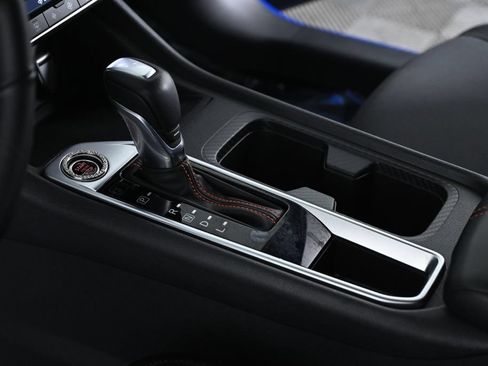 Certified 2024 Nissan Sentra SR FWD image 23