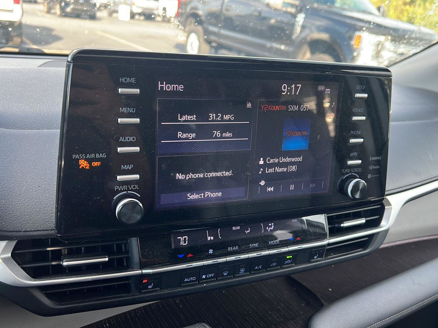 Used 2022 Toyota Sienna XLE AWD/4WD image 6