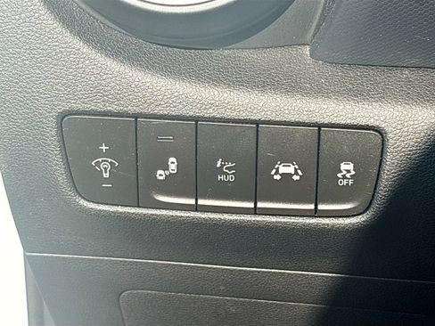 Used 2020 Hyundai Kona Ultimate FWD image 10