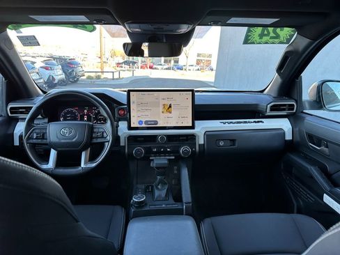 Used 2024 Toyota Tacoma TRD Off-Road image 19