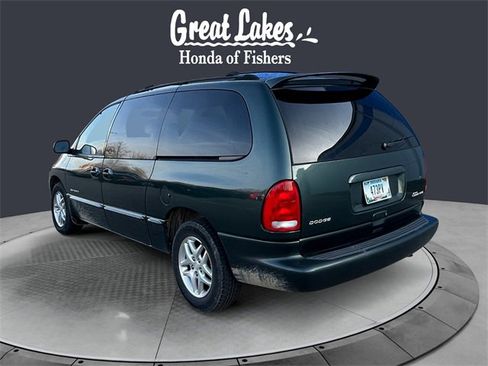 Used 2000 Dodge Grand Caravan SE image 3