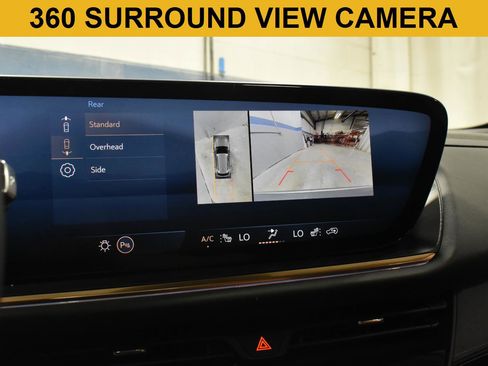 Used 2024 Buick Envision Avenir AWD/4WD image 5