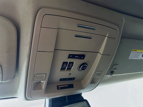 Used 2020 Chevrolet Tahoe Premier image 33