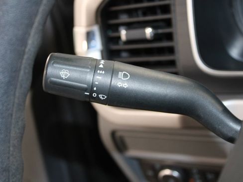 Used 2023 Ford F150 XLT image 38