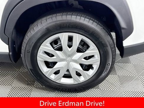 Used 2026 Toyota Corolla Cross L FWD image 4
