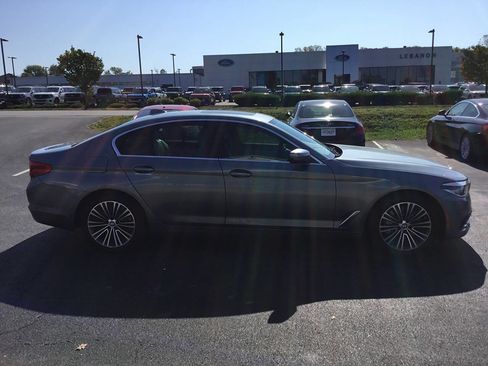 Used 2019 BMW 540i image 6