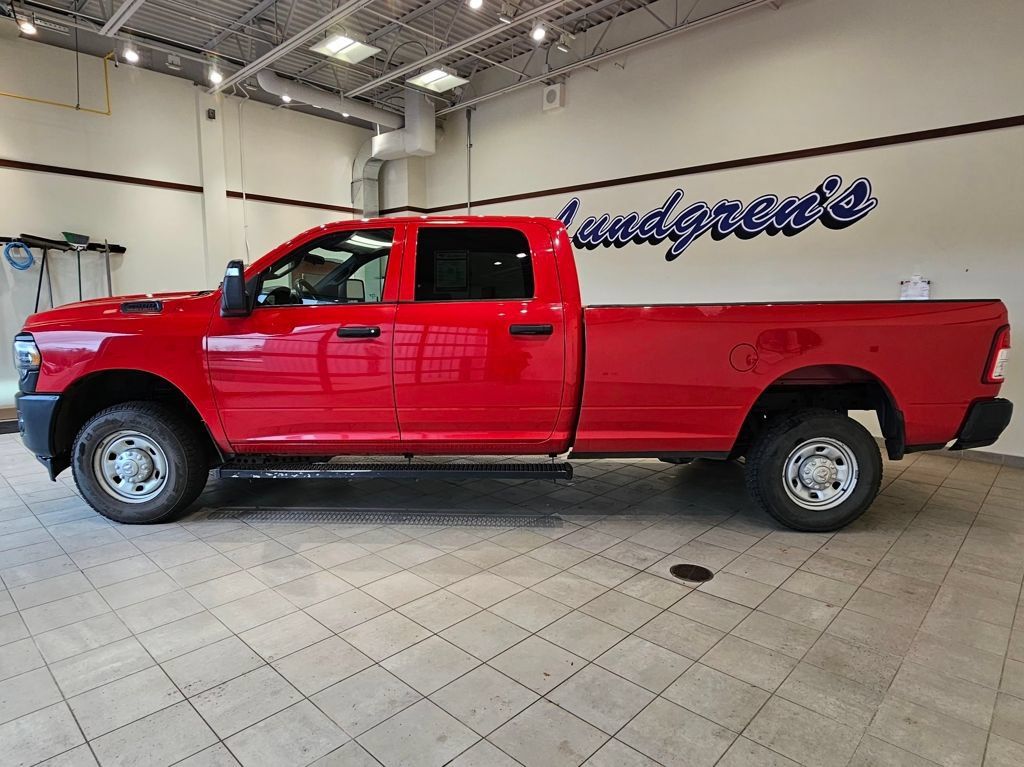 Used 2024 RAM 2500 Tradesman AWD/4WD image 2
