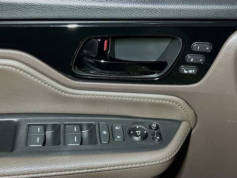 Used 2020 Honda Odyssey Elite image 11