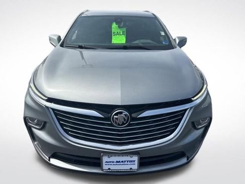 Used 2024 Buick Enclave Premium image 12