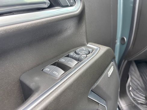 Used 2025 Chevrolet Silverado 2500 LTZ w/ LTZ Convenience Package image 21