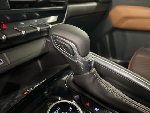 Used 2023 GMC Canyon AT4 w/ AT4 Premium Package image 18