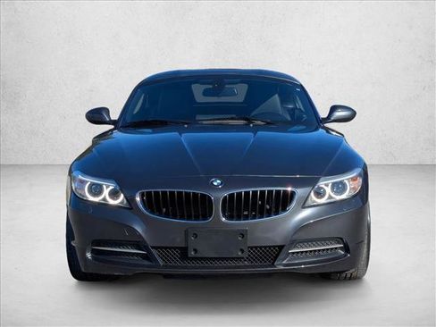 Used 2014 BMW Z4 sDrive28i image 2