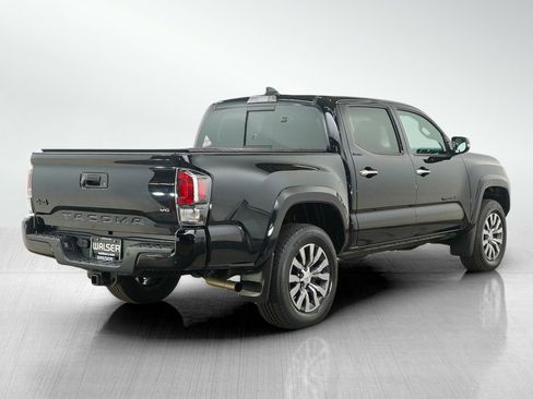 Used 2022 Toyota Tacoma Limited AWD/4WD image 5