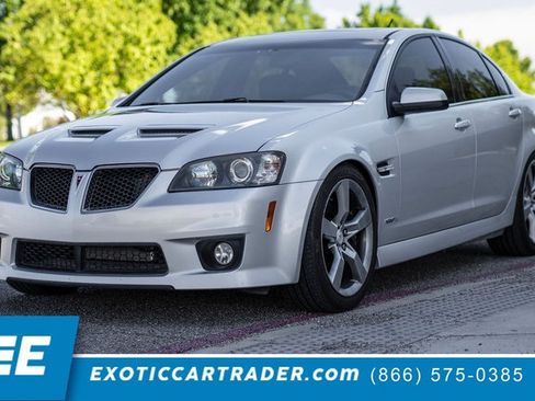 Used 2009 Pontiac G8 GXP RWD image 1
