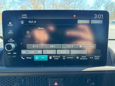 Certified 2025 Honda CR-V Sport-L image 19