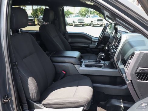 Used 2017 Ford F150 XLT w/ Equipment Group 302A Luxury AWD/4WD image 45