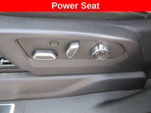 Used 2024 GMC Sierra 3500 Denali Ultimate AWD/4WD image 32