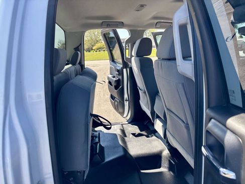 Used 2018 Chevrolet Silverado 1500 W/T w/ WT Convenience Package AWD/4WD image 17